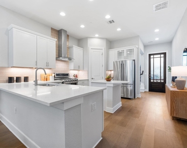 4323 Spicewood Springs Rd - Photo Thumbnail 2