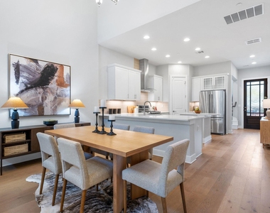 4323 Spicewood Springs Rd - Photo Thumbnail 9