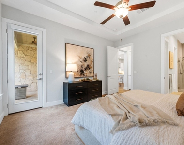 4323 Spicewood Springs Rd - Photo Thumbnail 15