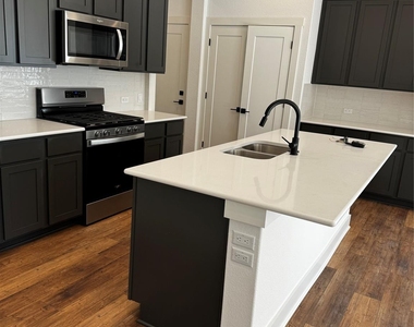 8620 Torrita Dr - Photo Thumbnail 3