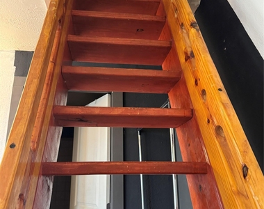 704 Franklin Blvd - Photo Thumbnail 9