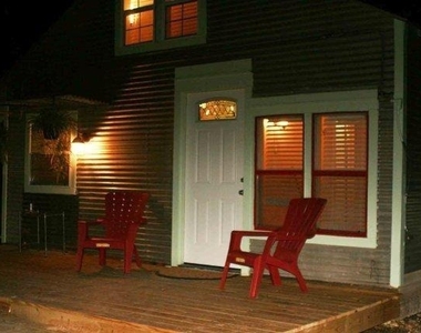 704 Franklin Blvd - Photo Thumbnail 1