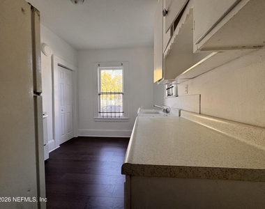 3728 Silver Street - Photo Thumbnail 3