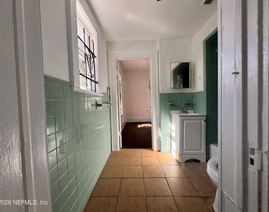 3728 Silver Street - Photo Thumbnail 5