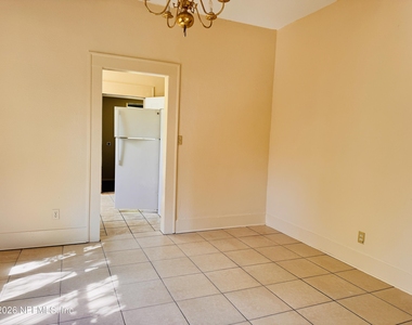 1617 E 14th Street - Photo Thumbnail 3
