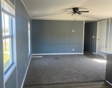 19308 Nw 51st Avenue - Photo Thumbnail 8