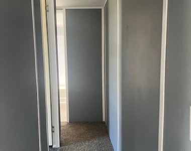 19308 Nw 51st Avenue - Photo Thumbnail 10