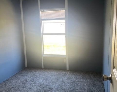 19308 Nw 51st Avenue - Photo Thumbnail 12
