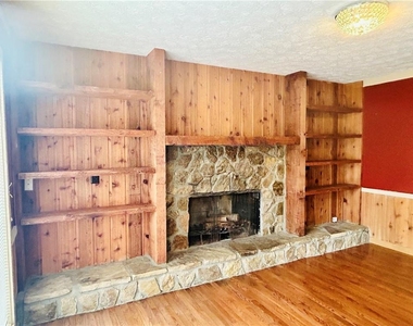 2100 Old Forge Way - Photo Thumbnail 7
