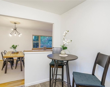 436 Grady Place - Photo Thumbnail 16