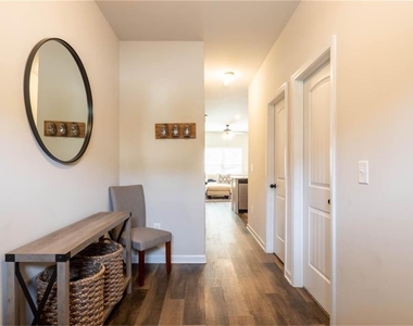 3006 Bayrose Circle - Photo Thumbnail 1