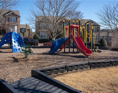 3006 Bayrose Circle - Photo Thumbnail 16