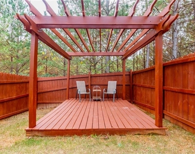 3006 Bayrose Circle - Photo Thumbnail 13