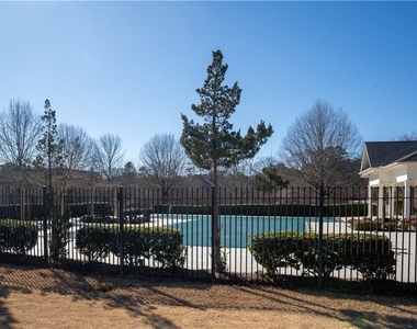 3006 Bayrose Circle - Photo Thumbnail 15