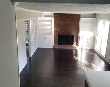 4077 Linda Lane Sw - Photo Thumbnail 1