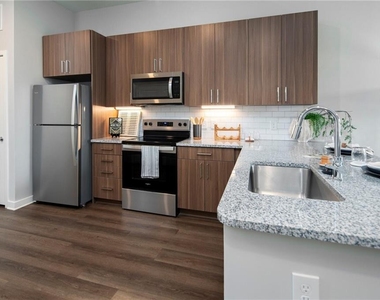 501 W Waugh Street - Photo Thumbnail 22