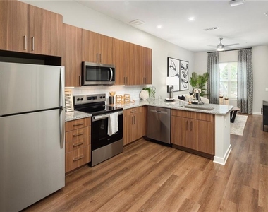 501 W Waugh Street - Photo Thumbnail 14