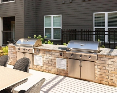 501 W Waugh Street - Photo Thumbnail 6