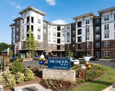 501 W Waugh Street - Photo Thumbnail 5