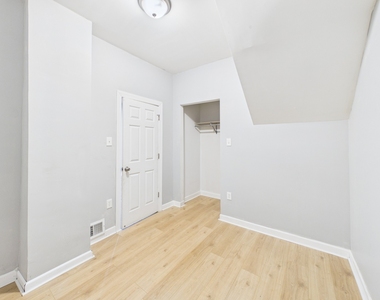 6639 S Bishop Street - Photo Thumbnail 3