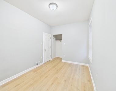 6639 S Bishop Street - Photo Thumbnail 2