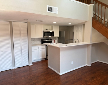 2300 Old Spanish Trail - Photo Thumbnail 6