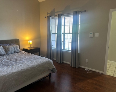 2300 Old Spanish Trail - Photo Thumbnail 12