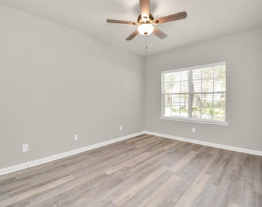 2222 Maroneal Street - Photo Thumbnail 5