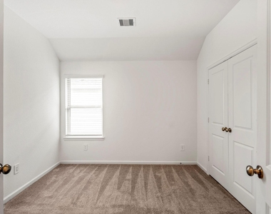 613 Royal Arch Drive - Photo Thumbnail 26