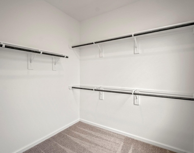 613 Royal Arch Drive - Photo Thumbnail 32