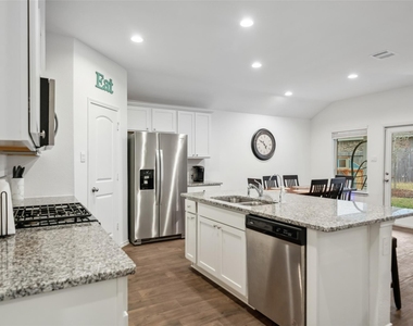3308 Cold Swan Court - Photo Thumbnail 9
