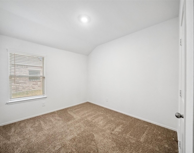 3308 Cold Swan Court - Photo Thumbnail 4
