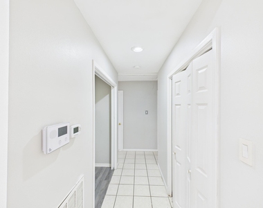 7611 Hopewell Lane - Photo Thumbnail 17