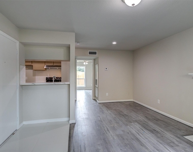 3300 Pebblebrook Drive - Photo Thumbnail 2