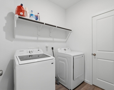 651 Spring Ashberry Court - Photo Thumbnail 25