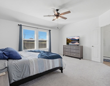 651 Spring Ashberry Court - Photo Thumbnail 14