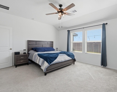 651 Spring Ashberry Court - Photo Thumbnail 15