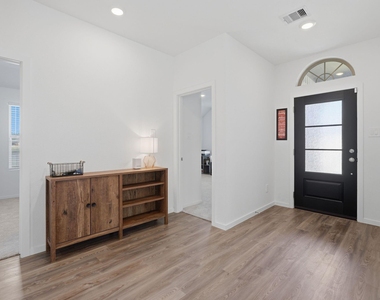 651 Spring Ashberry Court - Photo Thumbnail 4