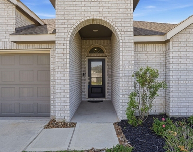 651 Spring Ashberry Court - Photo Thumbnail 2