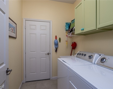 26414 Doverstone Street - Photo Thumbnail 14