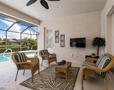 26414 Doverstone Street - Photo Thumbnail 16