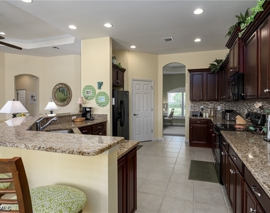 26414 Doverstone Street - Photo Thumbnail 5