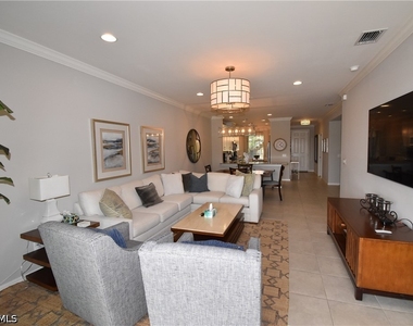 9440 Benvenuto Court - Photo Thumbnail 6