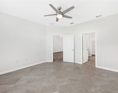 2672 Vine Avenue - Photo Thumbnail 20