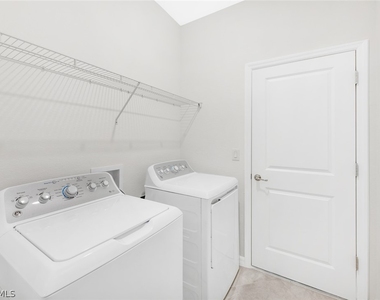 2672 Vine Avenue - Photo Thumbnail 24