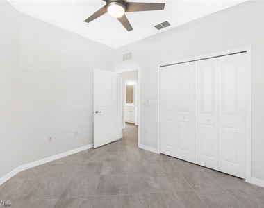 2672 Vine Avenue - Photo Thumbnail 18