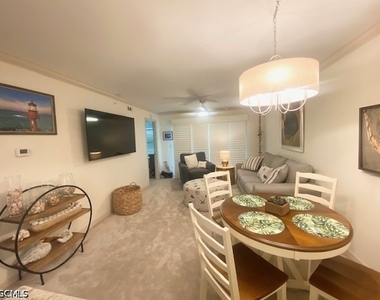 16007 Davis Road - Photo Thumbnail 7