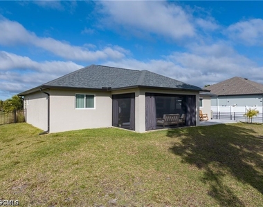 231 Nw 26th Avenue - Photo Thumbnail 6