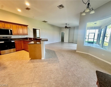 12469 Pebble Stone Court - Photo Thumbnail 4
