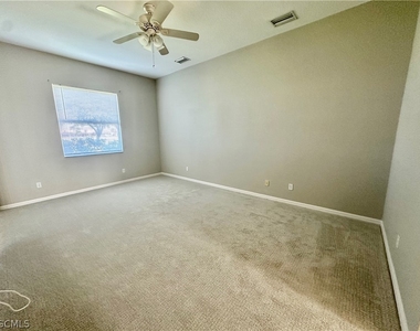 12469 Pebble Stone Court - Photo Thumbnail 8